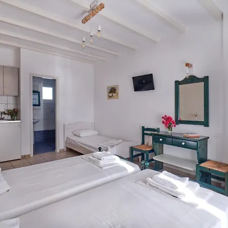 Apartment Manolis *
